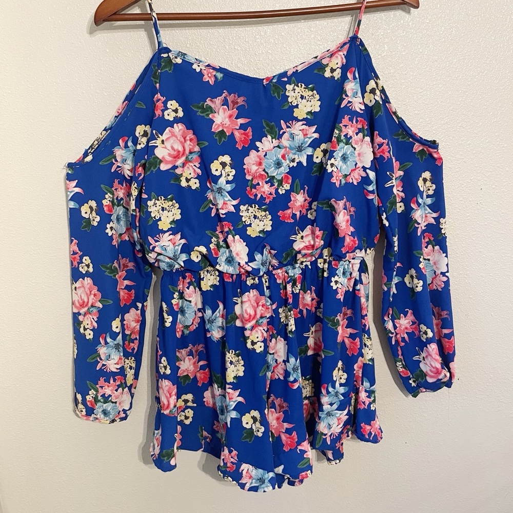 Altar’d State Open Shoulder Jumper/Romper size L.